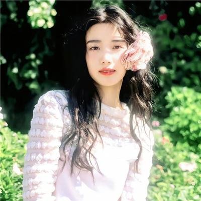 丑小鸭天鹅